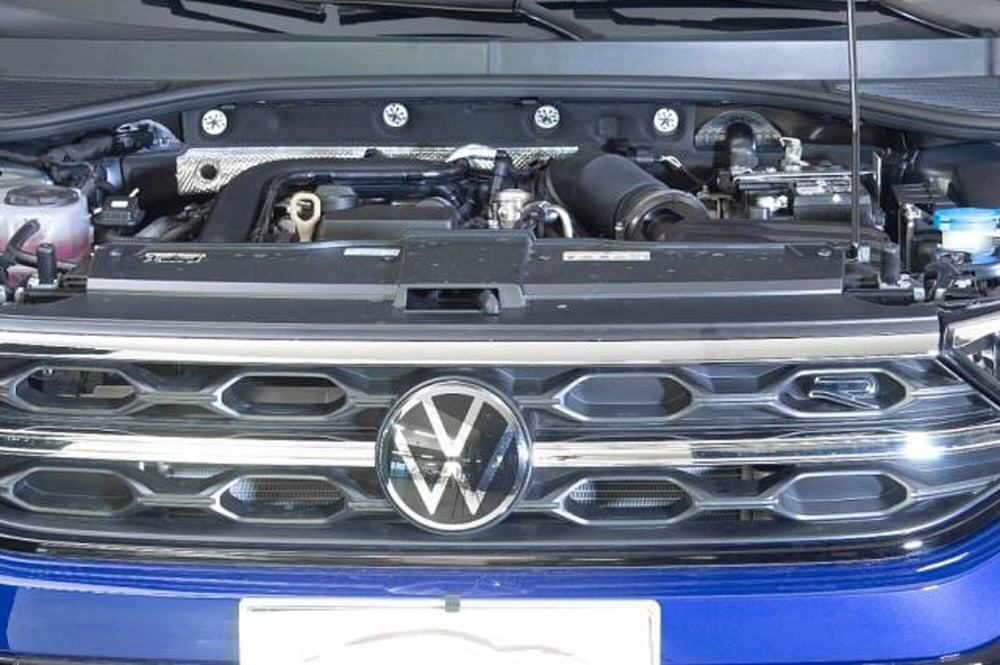 Volkswagen T-Roc nuova a Novara (2)