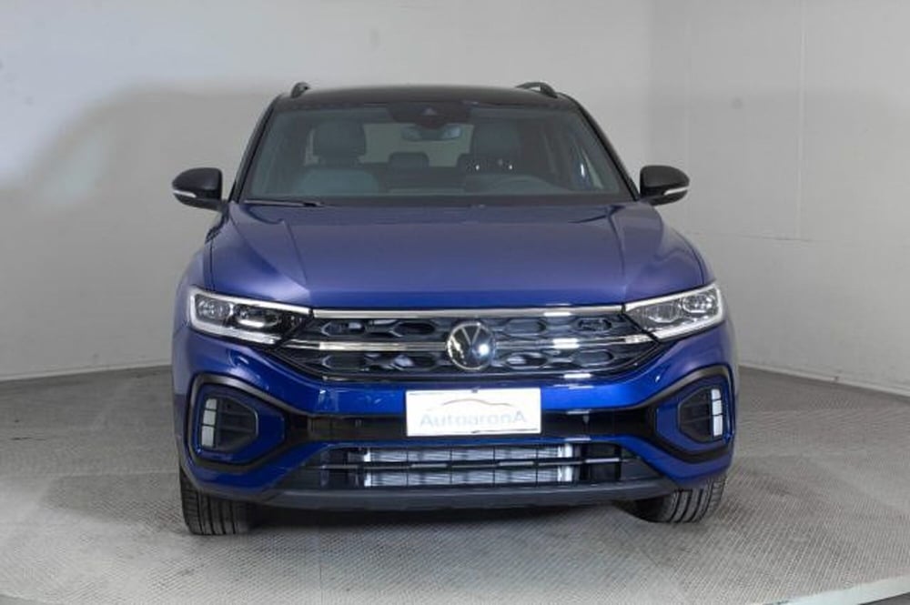 Volkswagen T-Roc nuova a Novara (3)