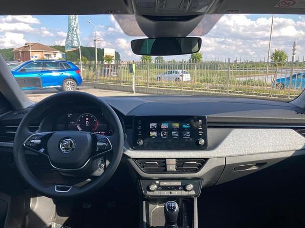 Skoda Kamiq nuova a Novara (8)