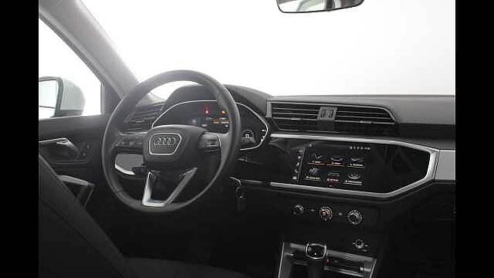 Audi Q3 usata a Palermo (7)