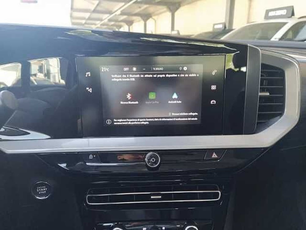 Opel Mokka nuova a Milano (14)