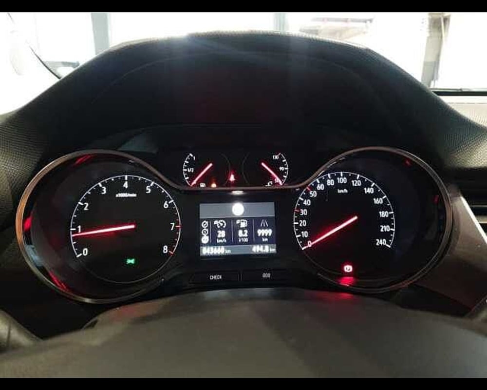 Opel Crossland X usata a Cuneo (16)