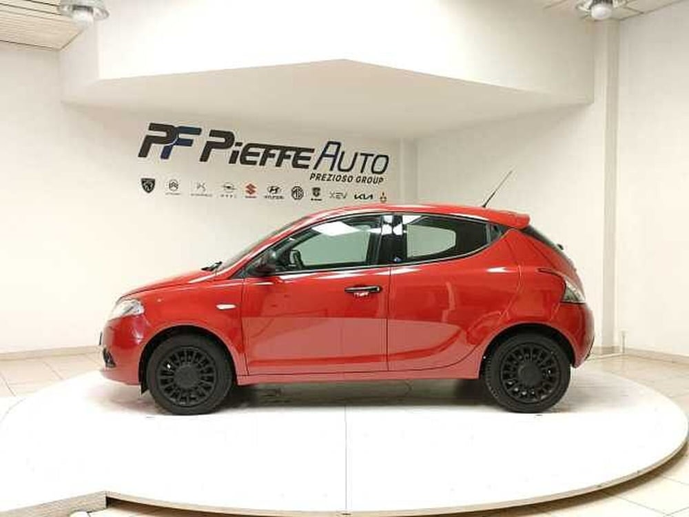 Lancia Ypsilon usata a Teramo (2)