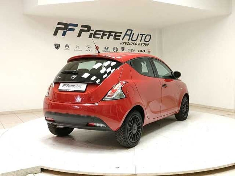 Lancia Ypsilon usata a Teramo (4)