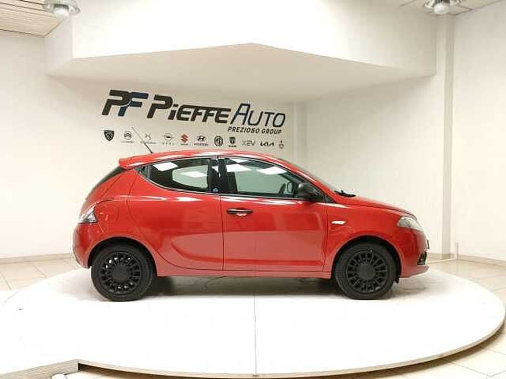 Lancia Ypsilon usata a Teramo (5)