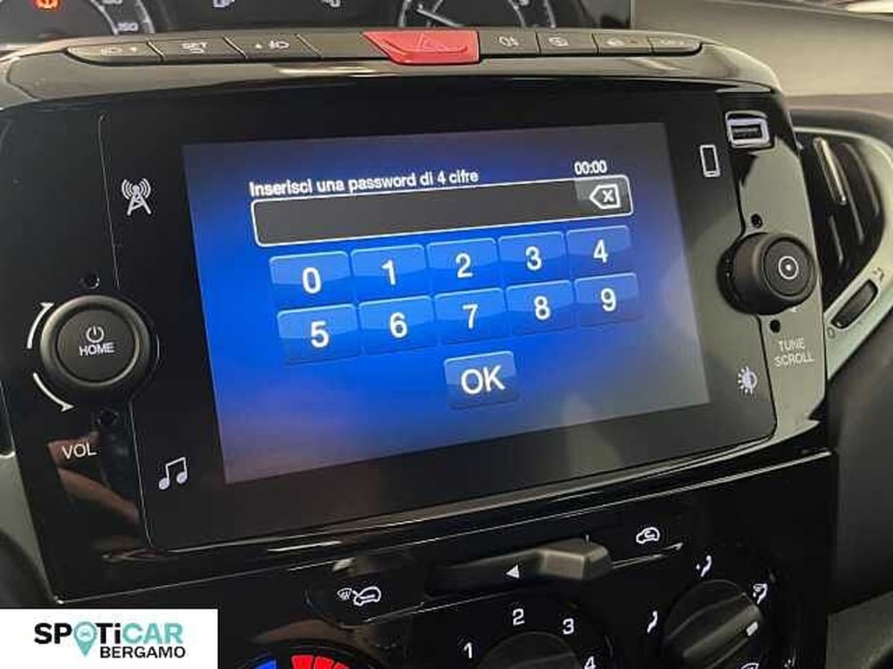 Lancia Ypsilon nuova a Bergamo (11)
