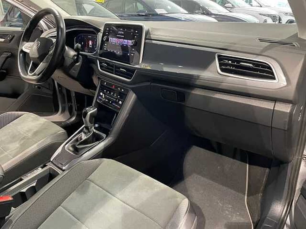 Volkswagen T-Roc usata a Genova (11)