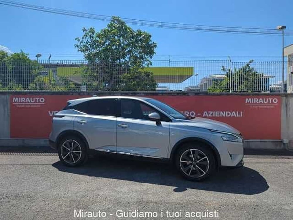 Nissan Qashqai usata a Roma
