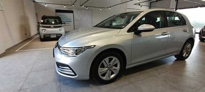 Volkswagen Golf 2.0 TDI SCR Life del 2021 usata a Viterbo