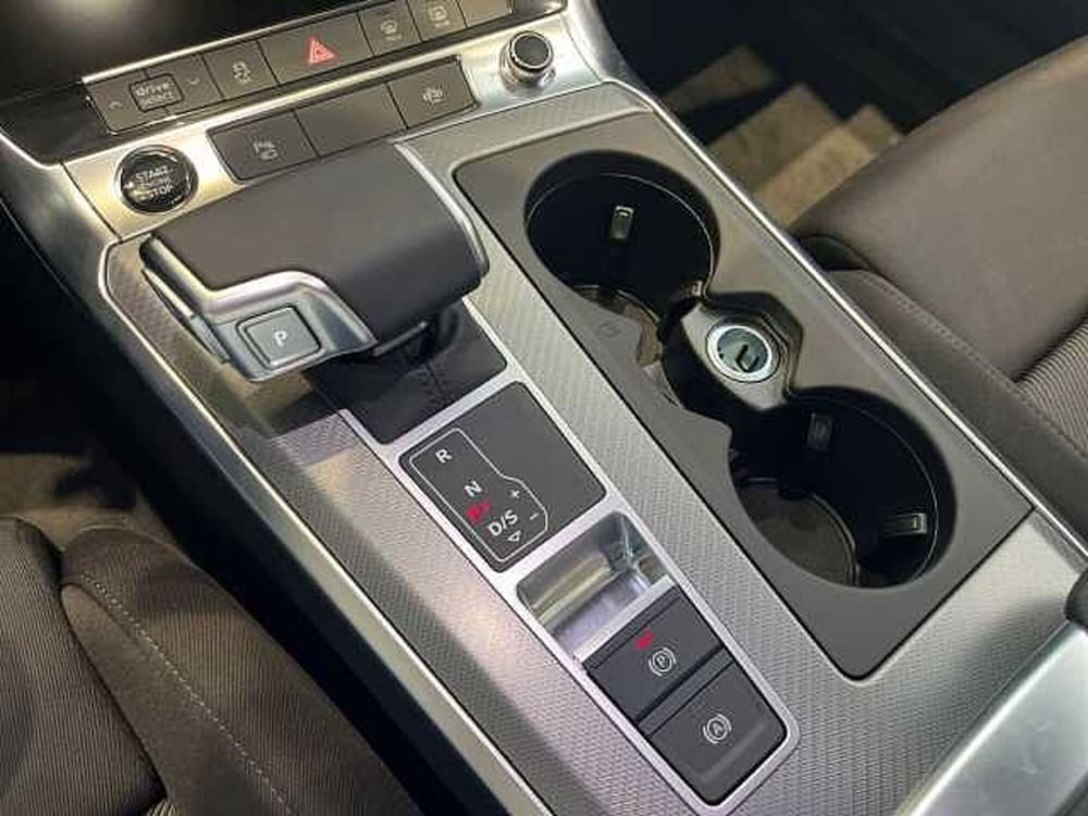 Audi A6 Avant nuova a Catanzaro (14)