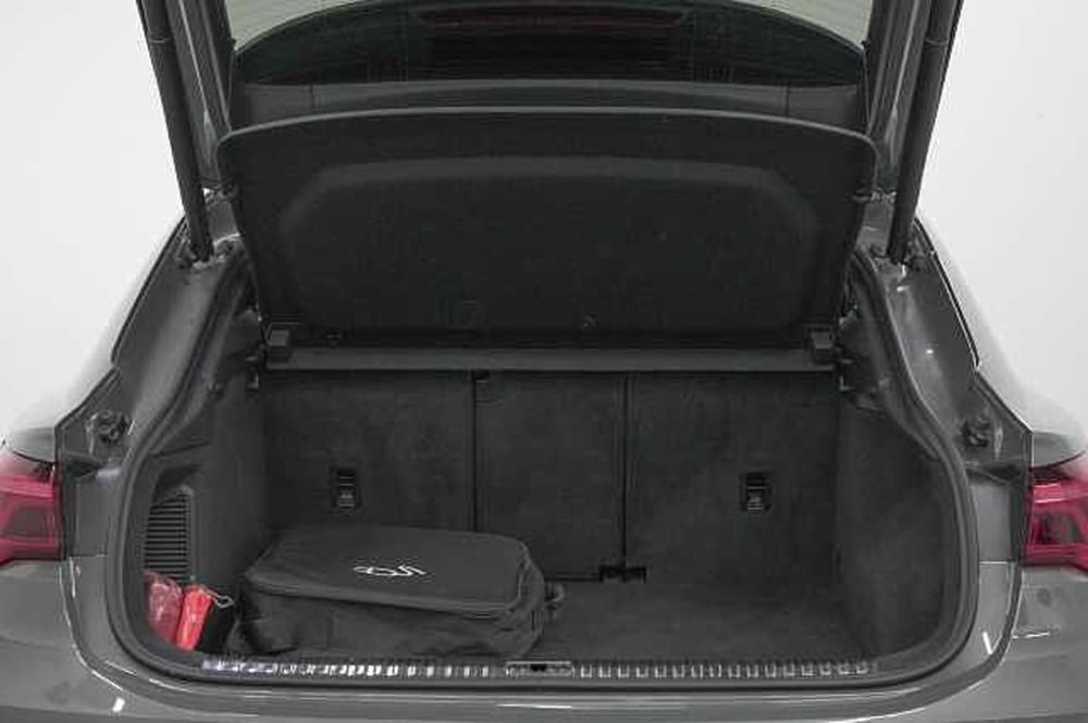 Audi Q3 Sportback usata a Como (10)