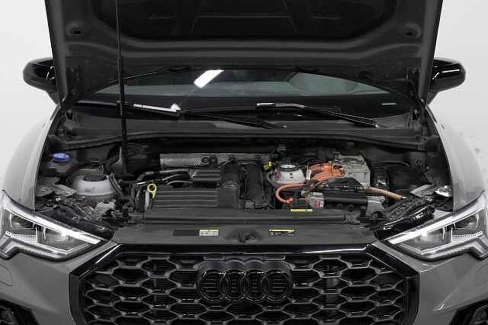 Audi Q3 Sportback usata a Como (11)