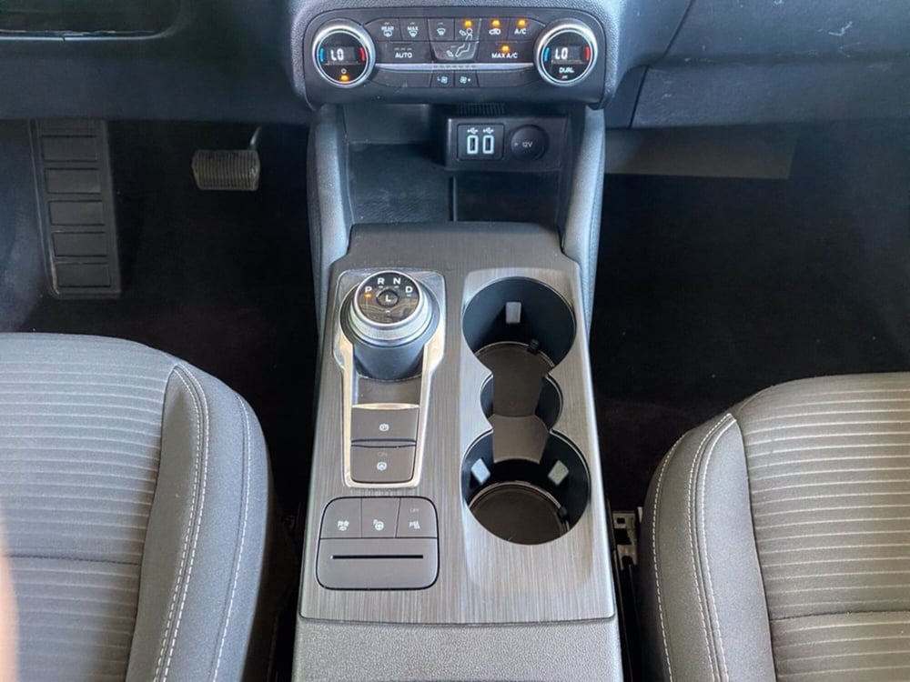 Ford Kuga usata a Milano (15)