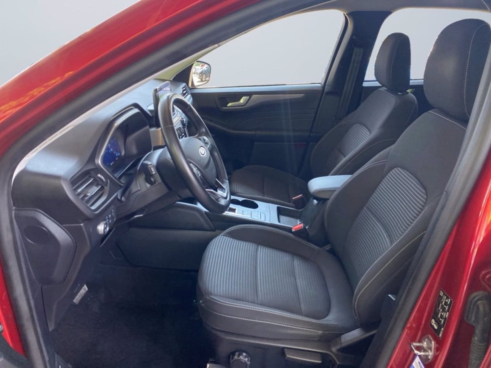 Ford Kuga usata a Milano (9)