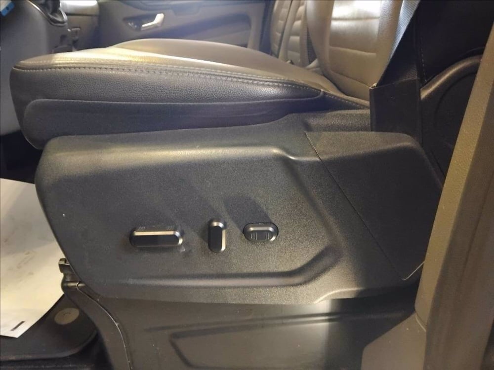 Ford Tourneo Custom usata a Milano (15)