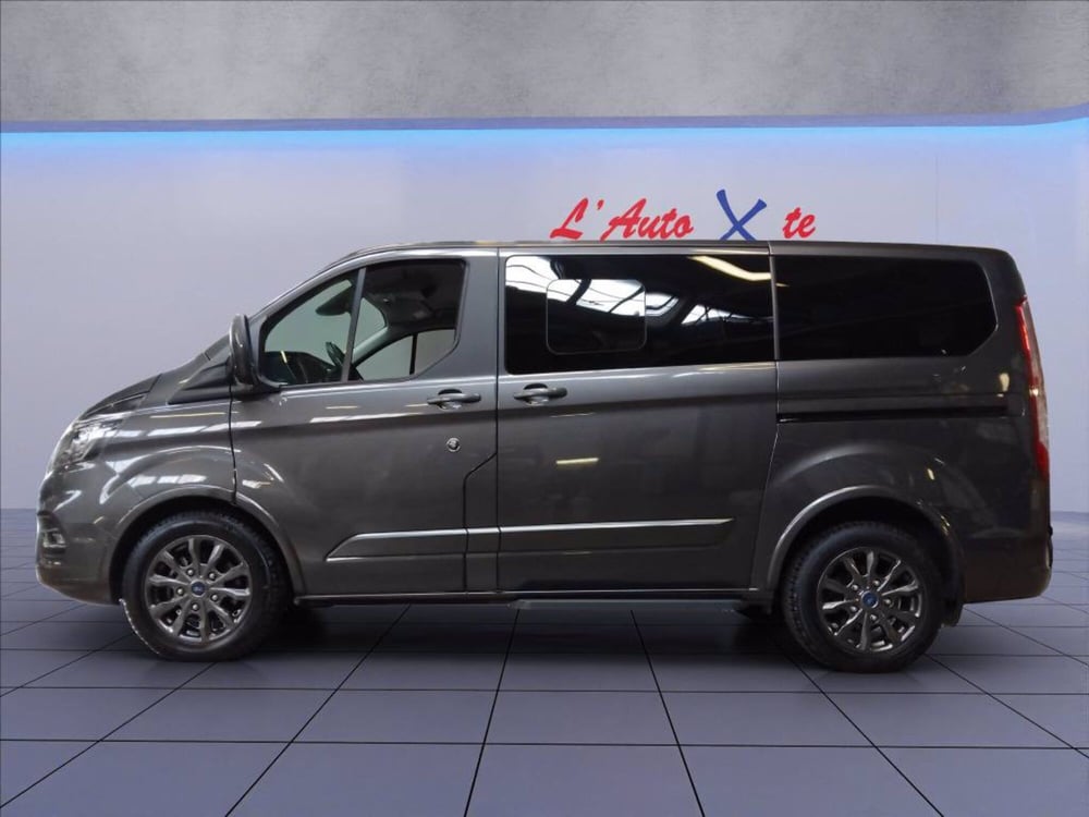 Ford Tourneo Custom usata a Milano (2)
