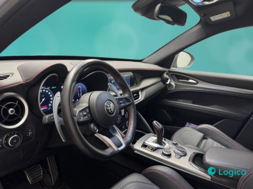 Alfa Romeo Stelvio usata a Biella (17)