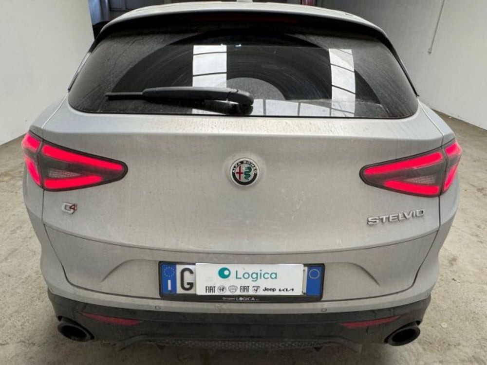 Alfa Romeo Stelvio usata a Biella (10)