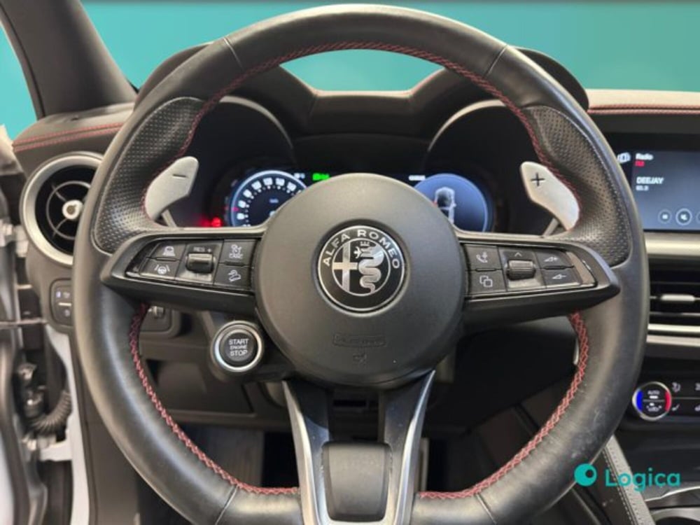 Alfa Romeo Stelvio usata a Biella (11)