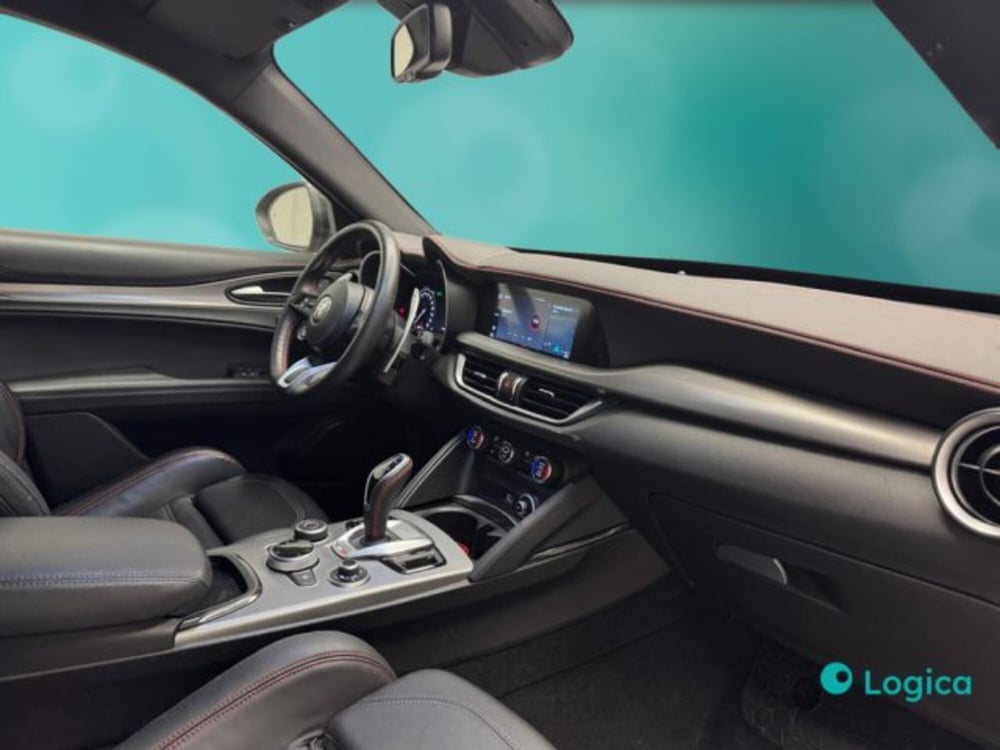 Alfa Romeo Stelvio usata a Biella (15)