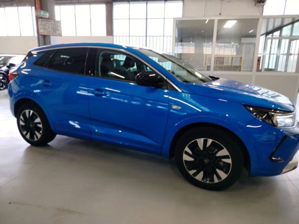 Opel Grandland usata a Forlì-Cesena (6)