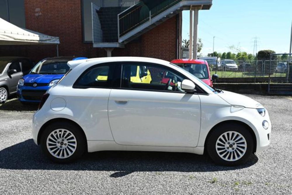Fiat 500e nuova a Torino (4)