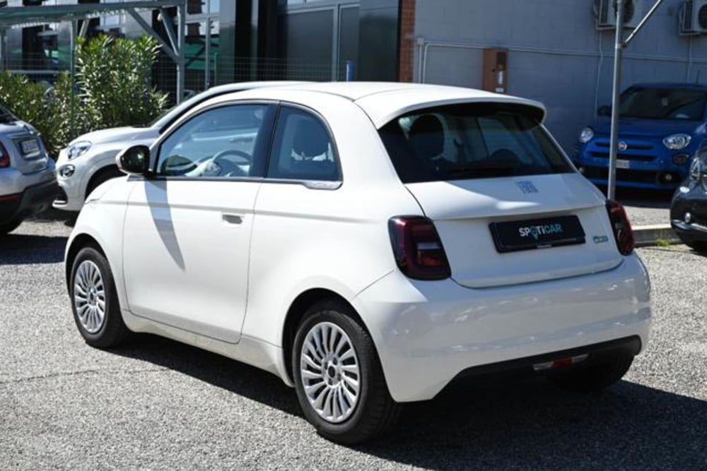 Fiat 500e nuova a Torino (7)
