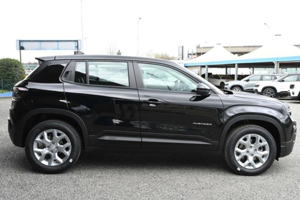 Jeep Avenger nuova a Torino (4)