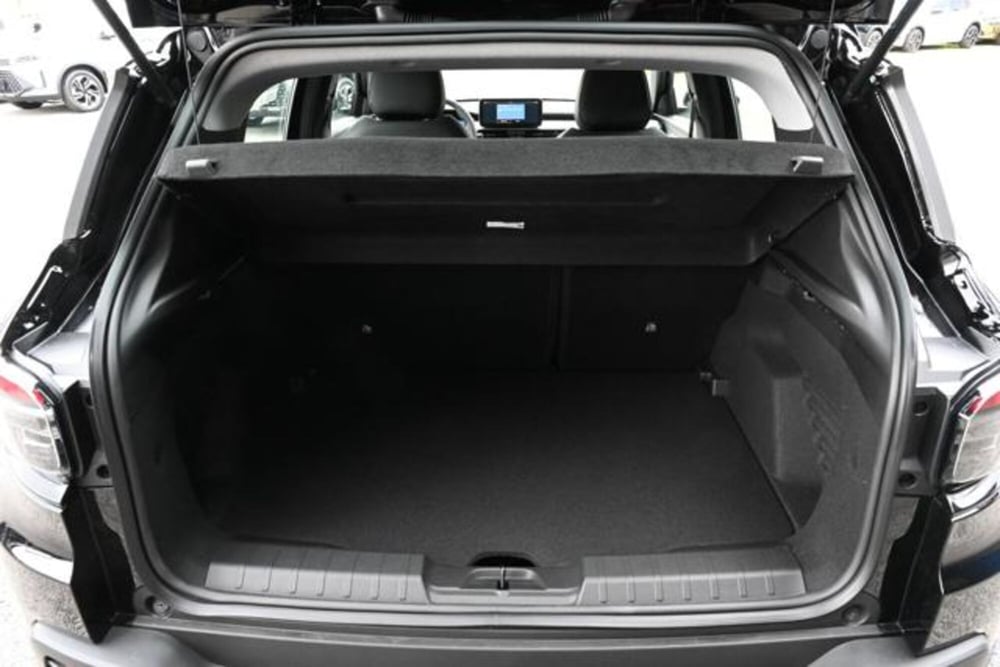 Jeep Avenger nuova a Torino (9)