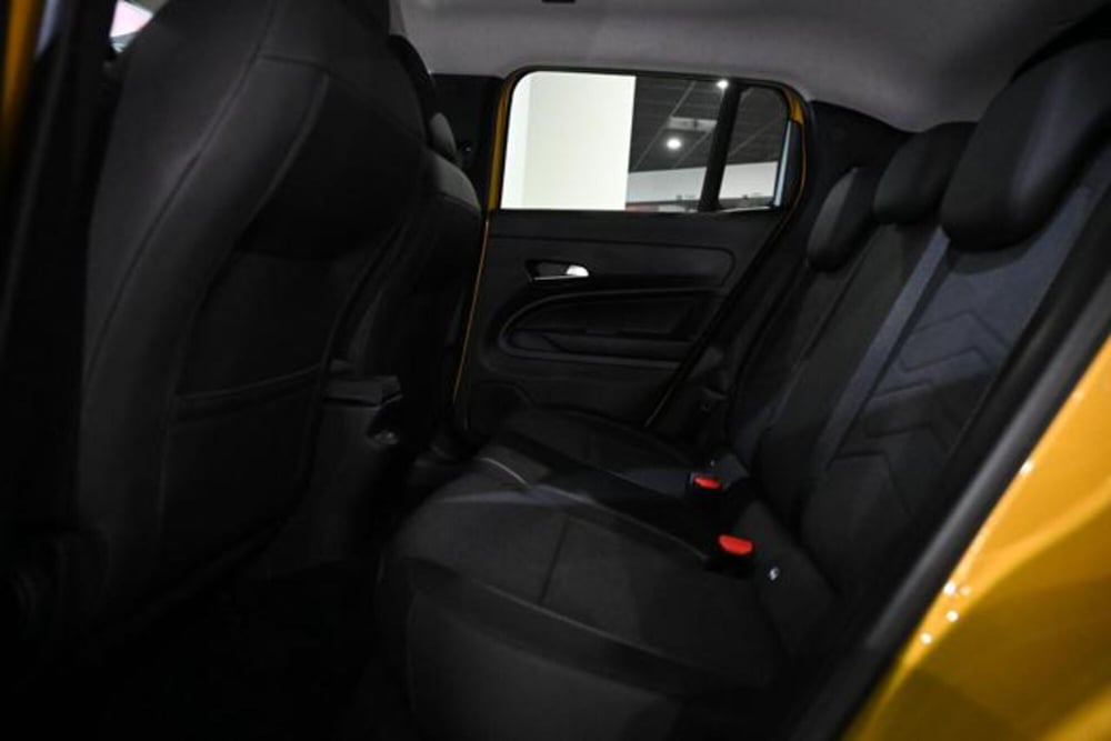 Jeep Avenger nuova a Torino (14)