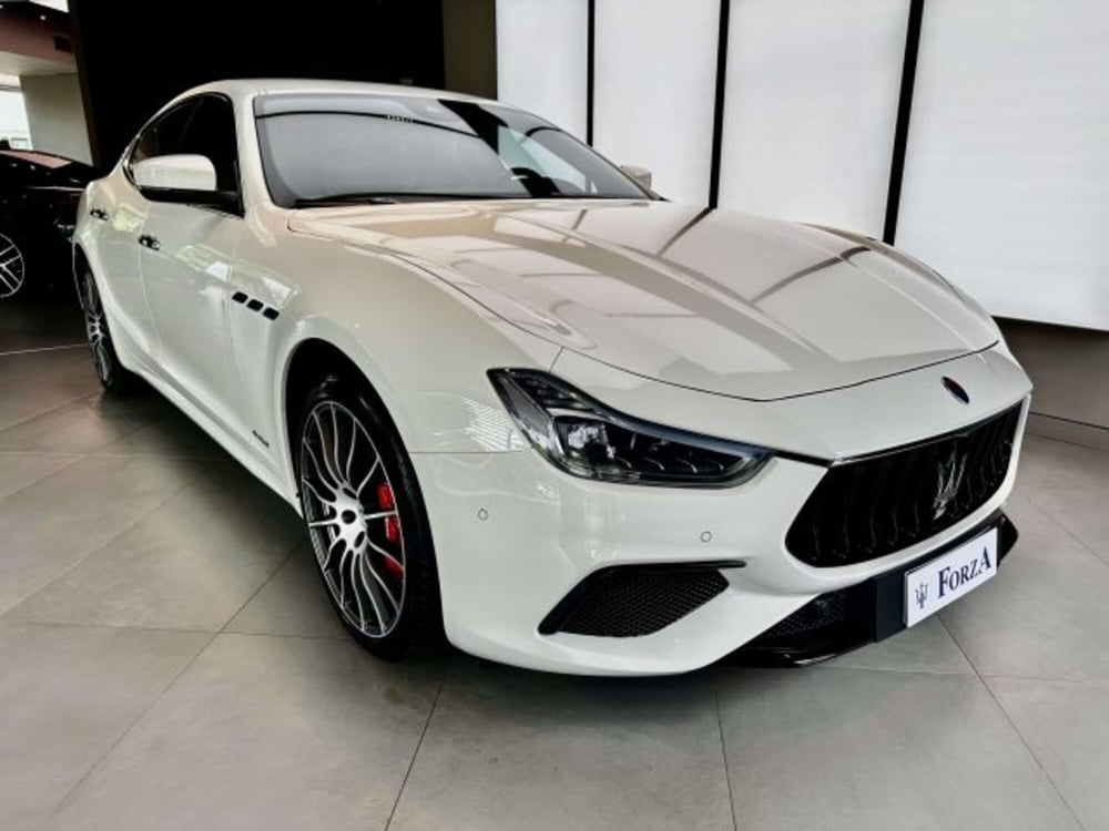 Maserati Ghibli usata a Torino (3)