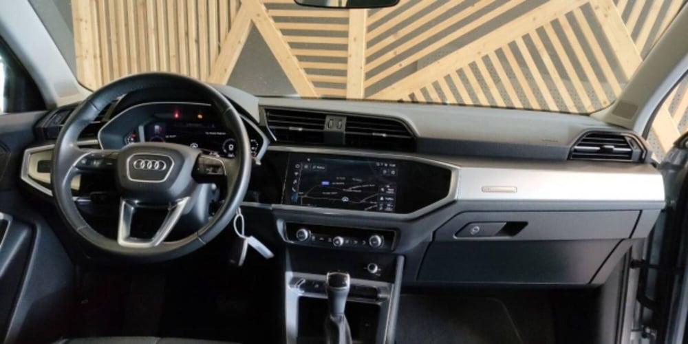 Audi Q3 usata a Catanzaro (16)