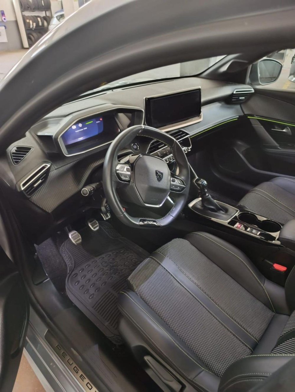 Peugeot 208 usata a Salerno (6)