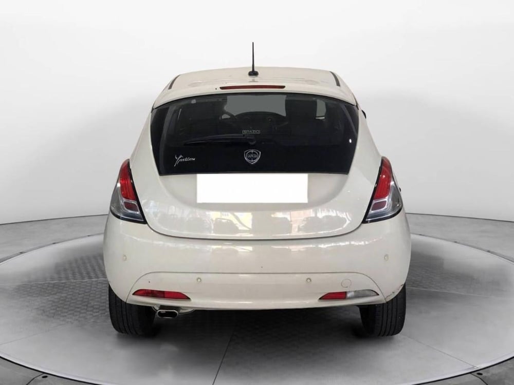 Lancia Ypsilon usata a Torino (5)