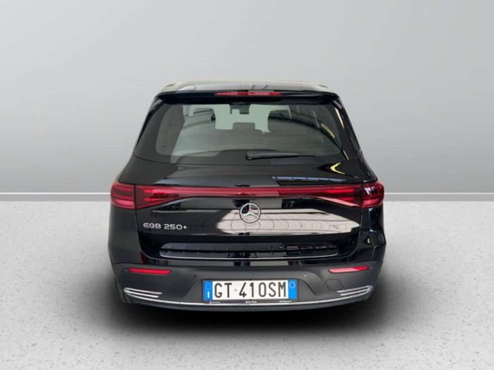 Mercedes-Benz EQB usata a Teramo (4)