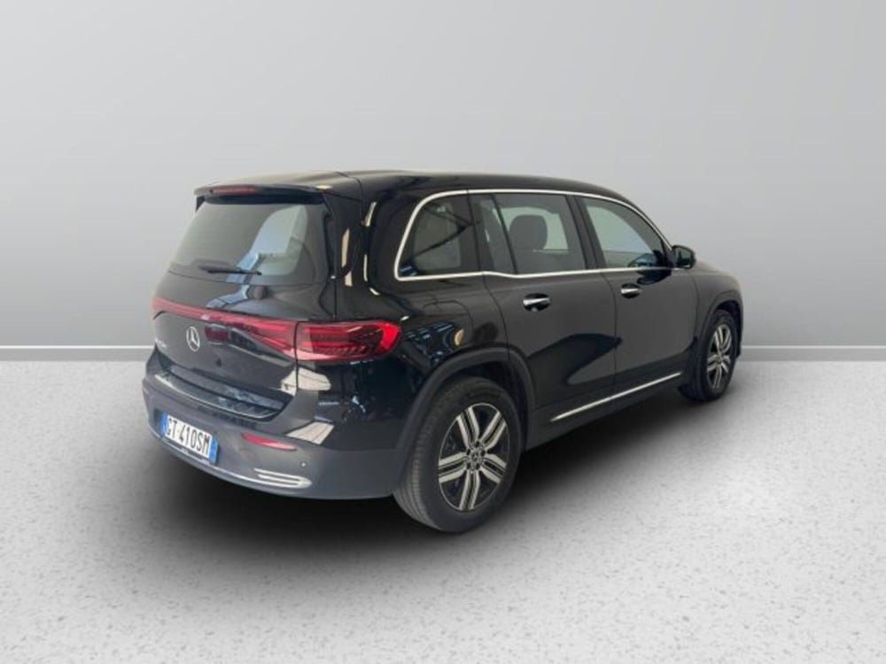 Mercedes-Benz EQB usata a Teramo (5)
