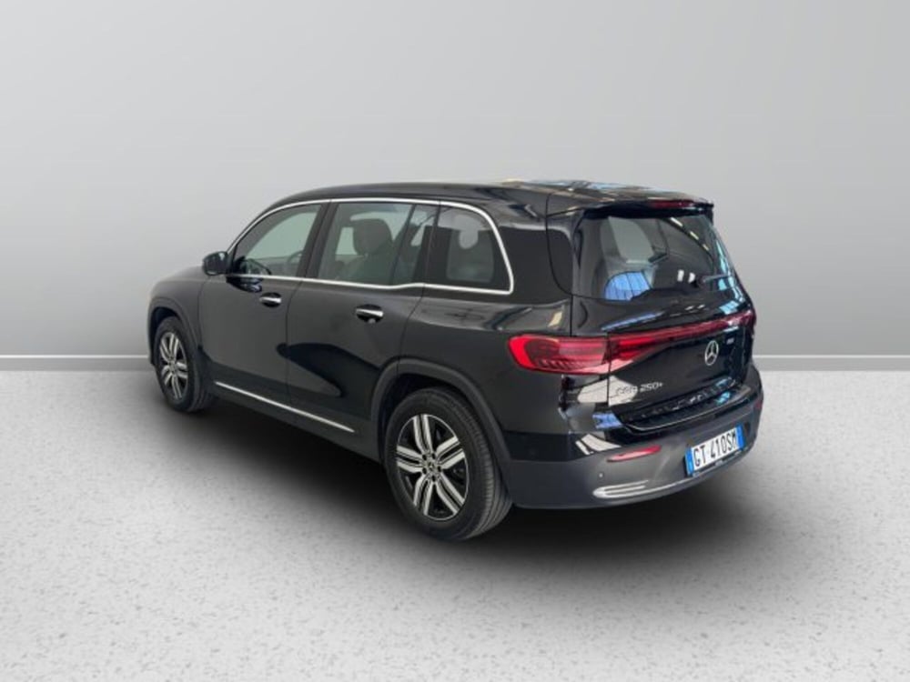 Mercedes-Benz EQB usata a Teramo (6)