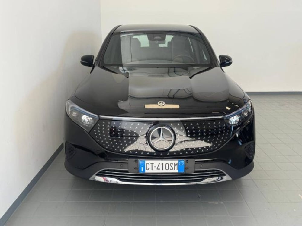 Mercedes-Benz EQB usata a Teramo (2)