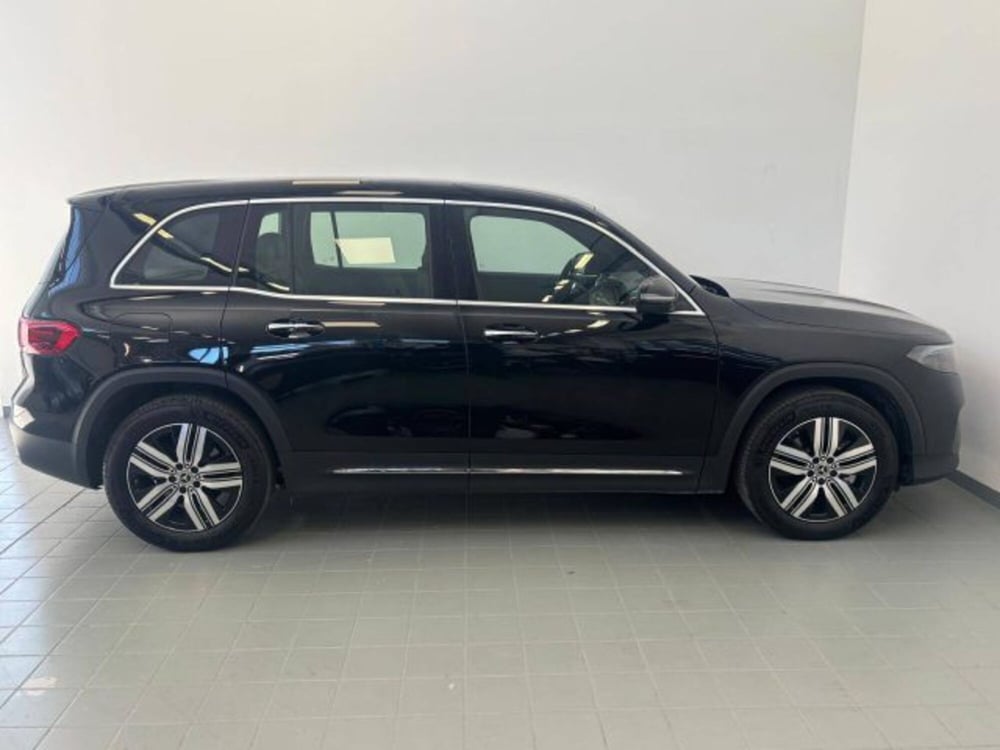 Mercedes-Benz EQB usata a Teramo (7)
