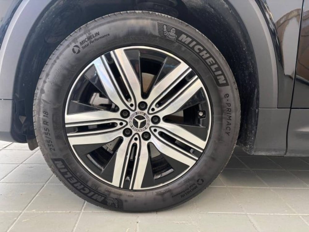 Mercedes-Benz EQB usata a Teramo (9)