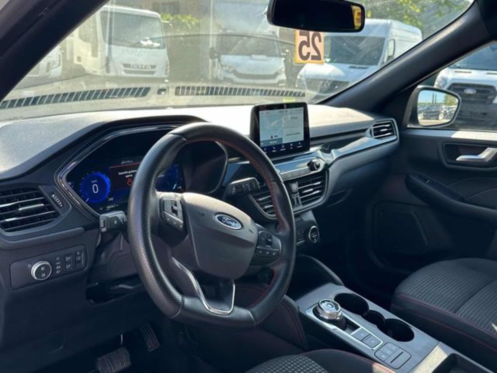 Ford Kuga usata a Lucca (7)