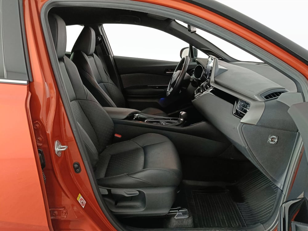 Toyota Toyota C-HR usata a Ascoli Piceno (12)