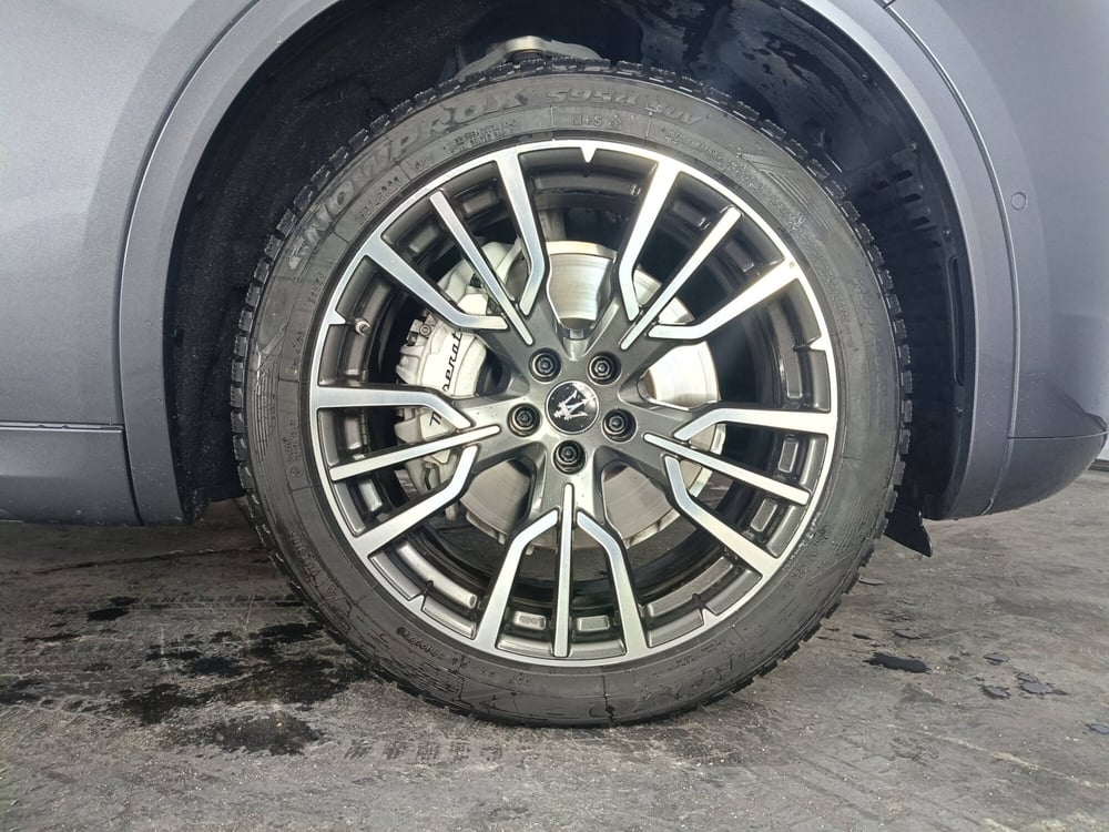 Maserati Grecale usata a Ascoli Piceno (18)