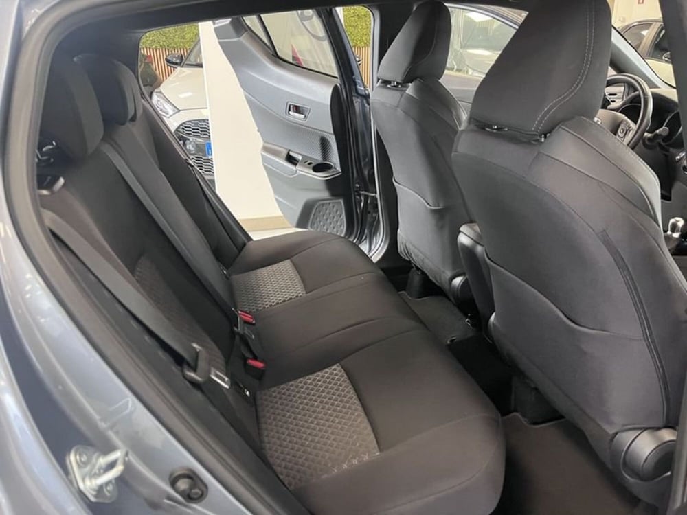 Toyota Toyota C-HR usata a Prato (9)