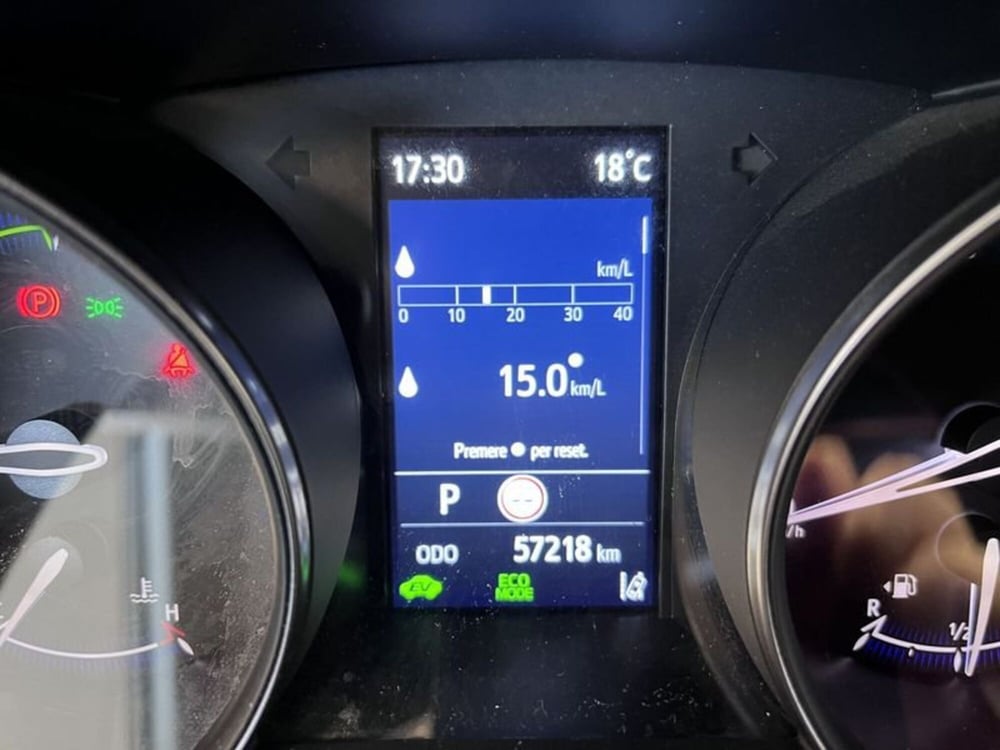 Toyota Toyota C-HR usata a Prato (11)