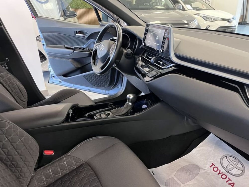 Toyota Toyota C-HR usata a Prato (8)