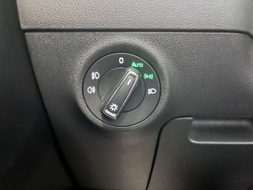 Skoda Karoq usata a Prato (14)