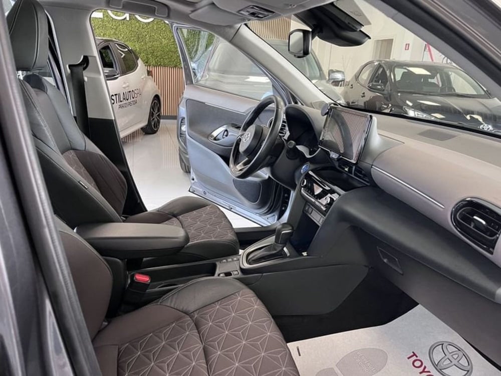 Toyota Yaris Cross usata a Prato (8)