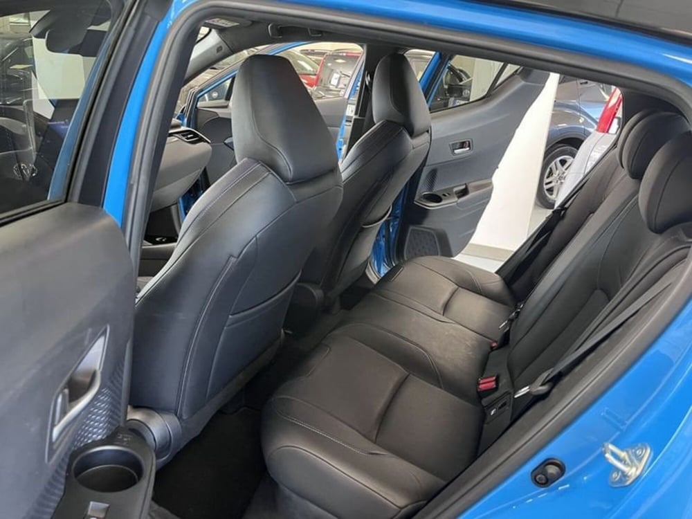 Toyota Toyota C-HR usata a Prato (10)