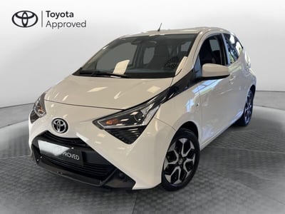 Toyota Aygo Connect 1.0 VVT-i 72 CV 5 porte x-fun del 2021 usata a Prato